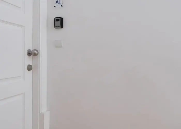 아파트 Habitatio - Aliados By Luxistay 포르투